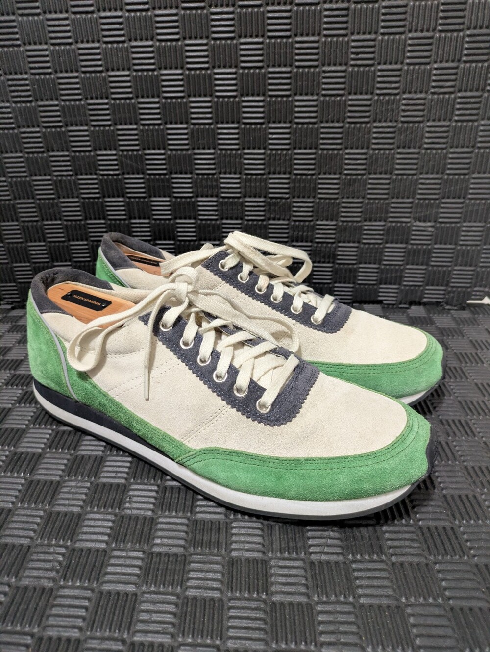 N.D.C. Made by Hand Generic Trainer 001 Sz 44 approximately US 11